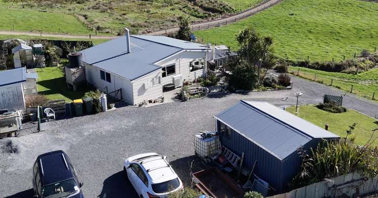 13 Wood Street Kaka Point_20