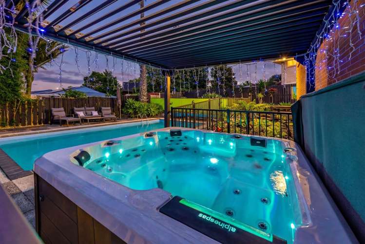 7 Tyrian Close Half Moon Bay_29