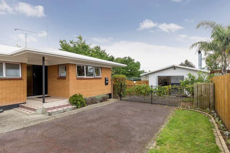 127 West Street Pukekohe_16