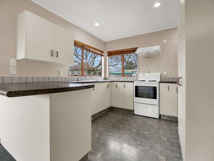 27C Jellicoe Ave Tuakau_1