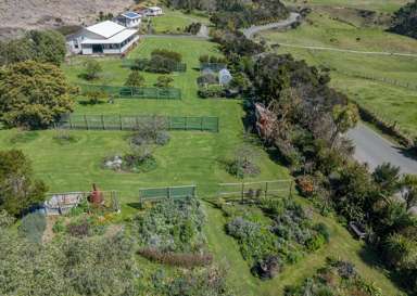 461 Notorious West Road_1