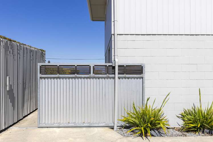 12 Wheretia Street Central_31
