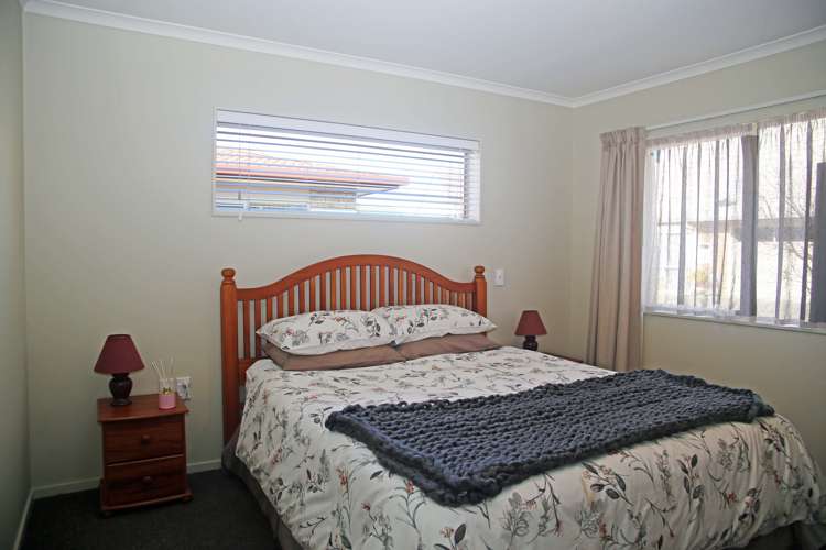 2/53 Parker Street Motueka_12