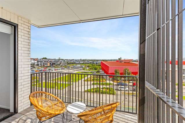 305/1 Sidney Wallingford Way Hobsonville_3