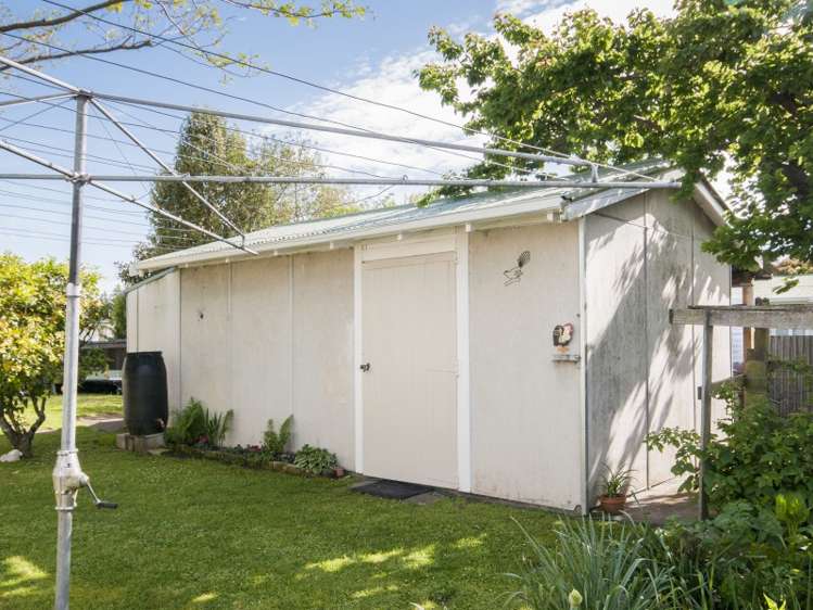 201 Caroline Place Mayfair_15