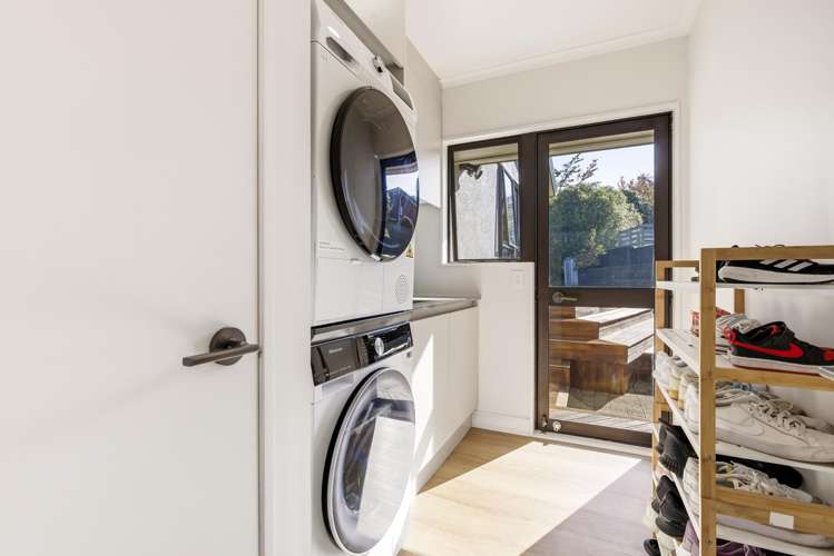 21 Kahurangi Drive Taupo_22