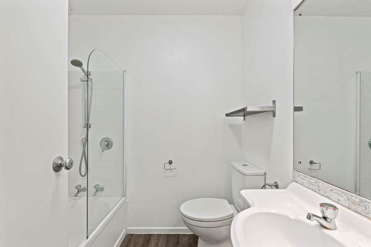 2/62 Marlborough Avenue Glenfield_7