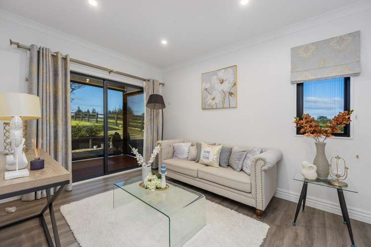 24 Karaka School Lane Papakura_17