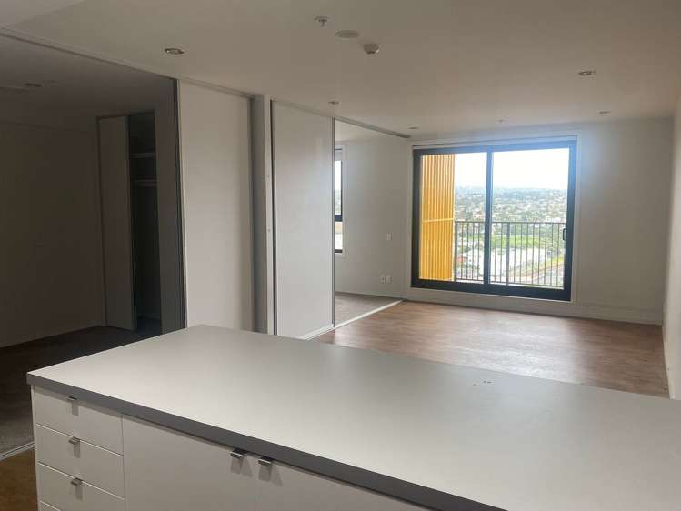 1206/20 McCrae Way New Lynn_1