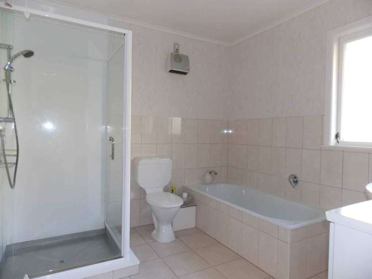 21 Wayne Place Mount Roskill_8