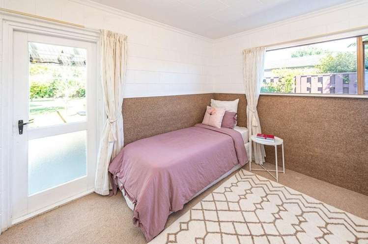 19 Akepiro Place 1230_16