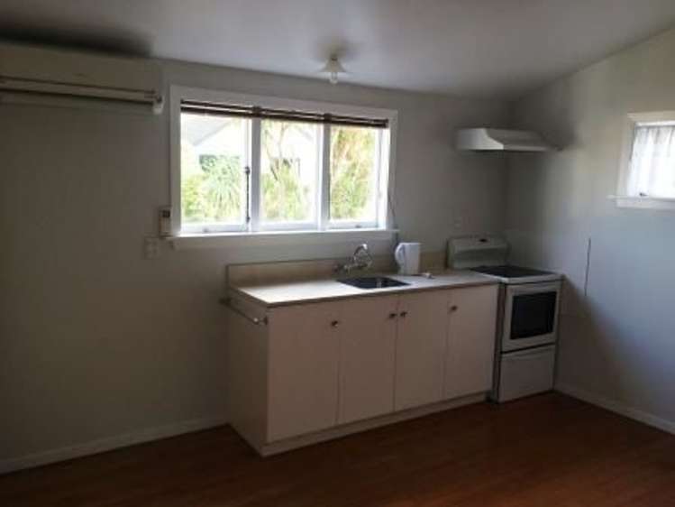 45 Oxford Street Lyttelton_6