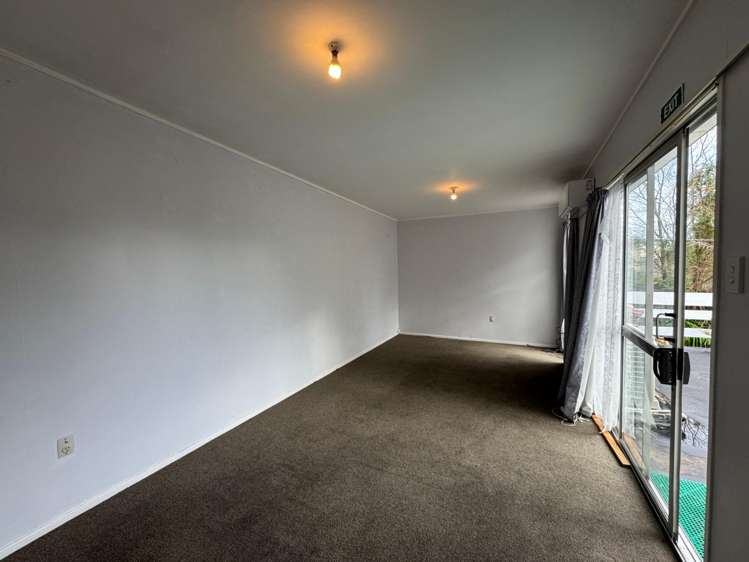  2/178 Broadway Marton_0