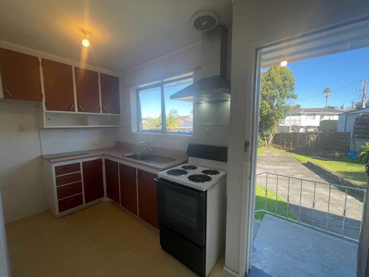 2/6 Longbill Place Glendene_5