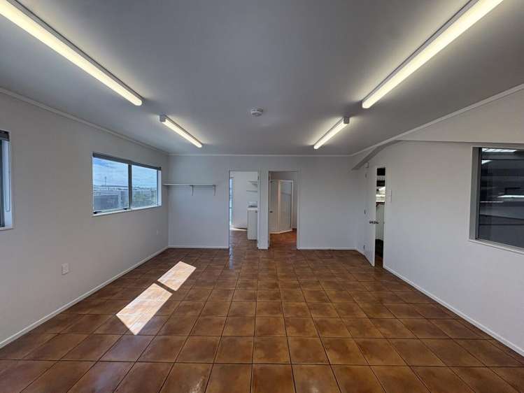 33 Angle Street Onehunga_6