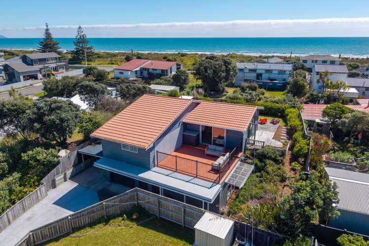 17 Moana Street Otaki Beach_7