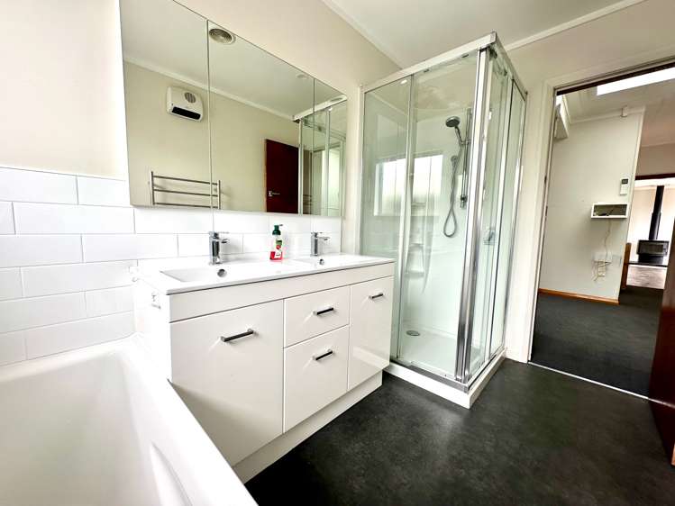 15 Naish Street Balclutha_18