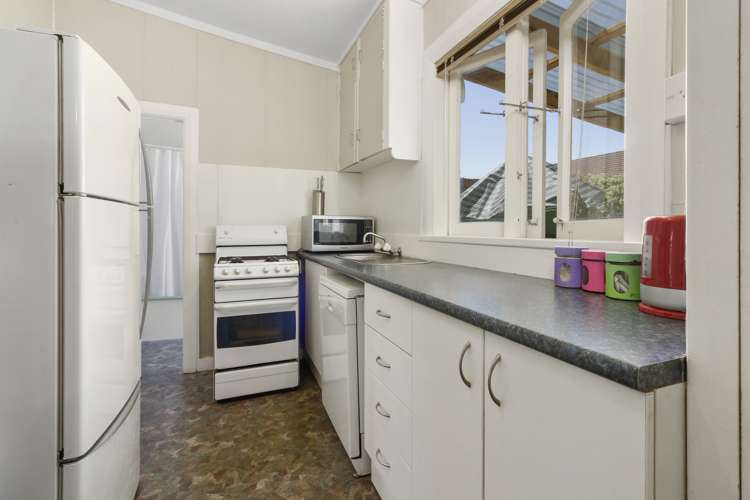 93 Quadrant Road Onehunga_7