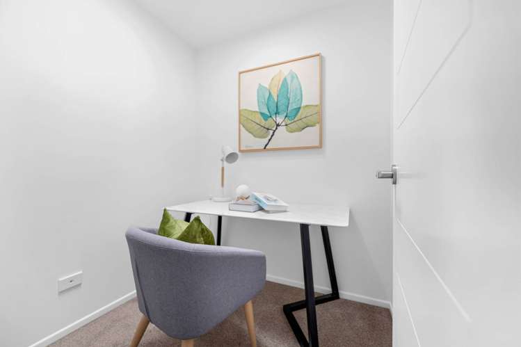 9/17 Barneys Farm Road Clendon Park_11