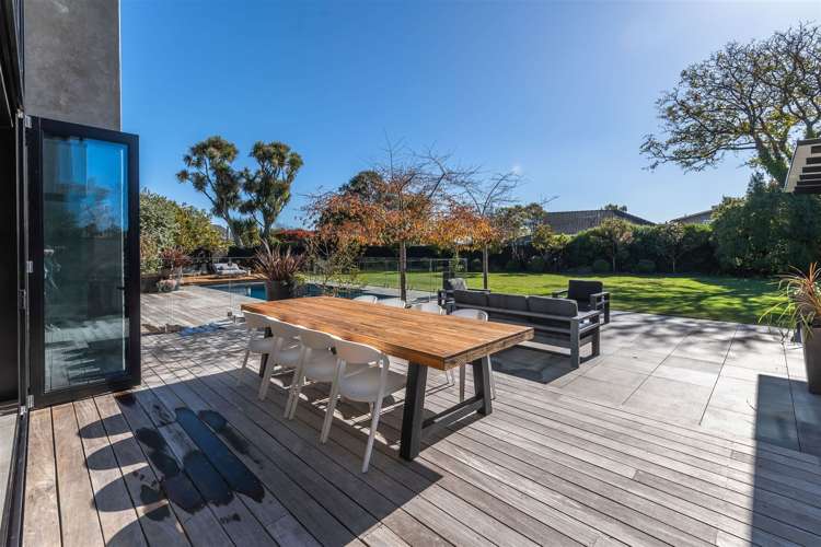 9 Walnut Avenue Strowan_13