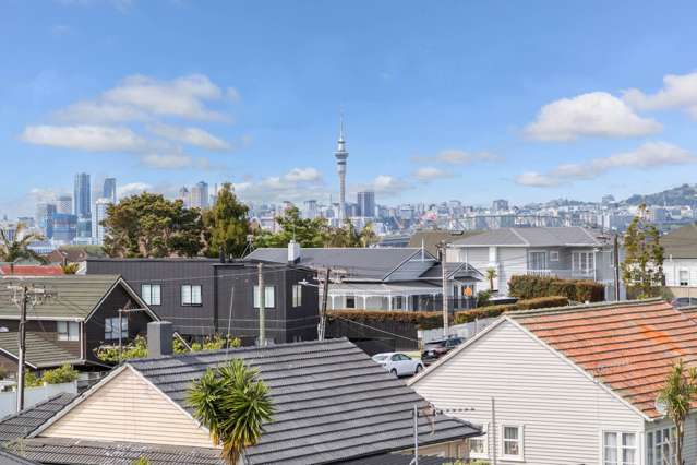 11/128 Onewa Road Northcote_4