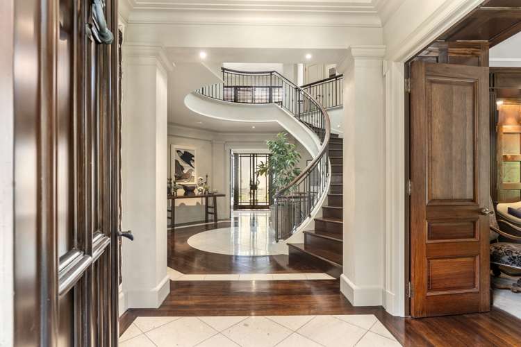 84 Paritai Drive Orakei_11