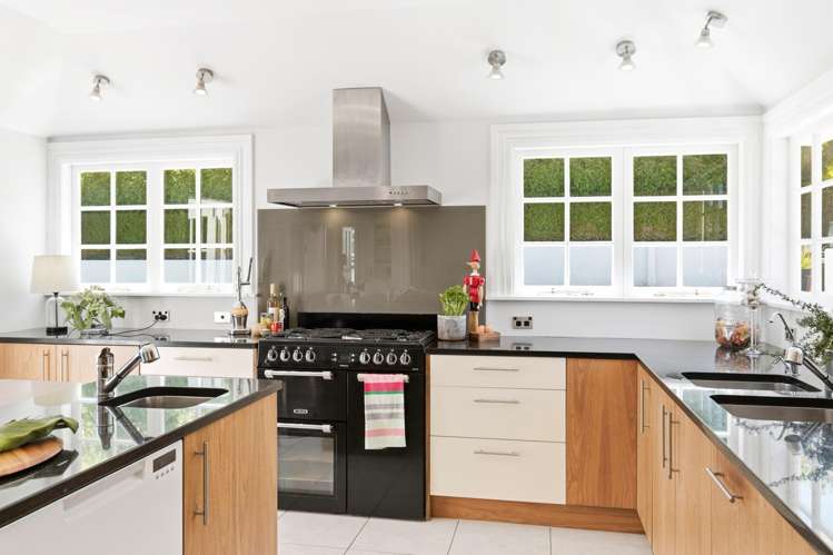 15 Lucknow Terrace Khandallah_19