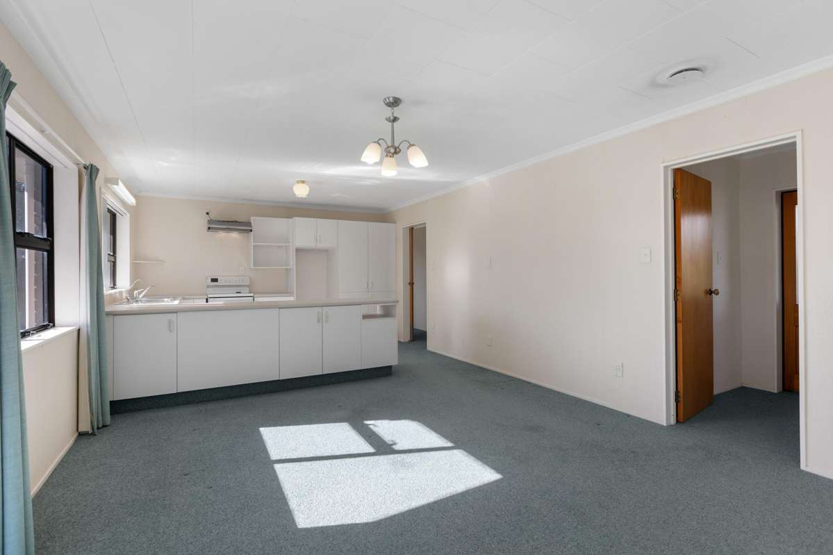 1/17 Whiteley Street_2