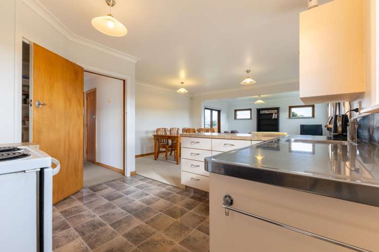 11 Aberdeen Avenue Takaro_11