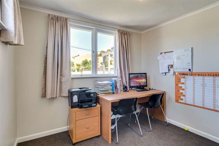 17 Golding Road Taradale_7