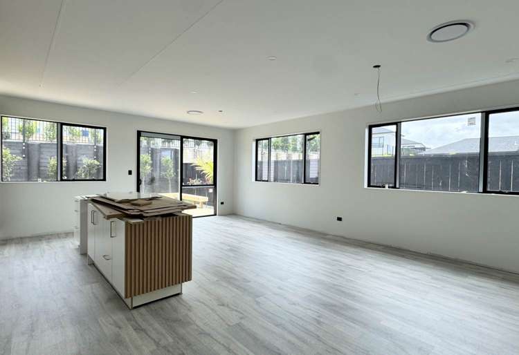 13 Tukutata Crescent Milldale_4