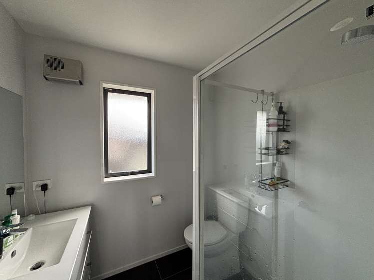 16 Zinnia Way Wigram_6