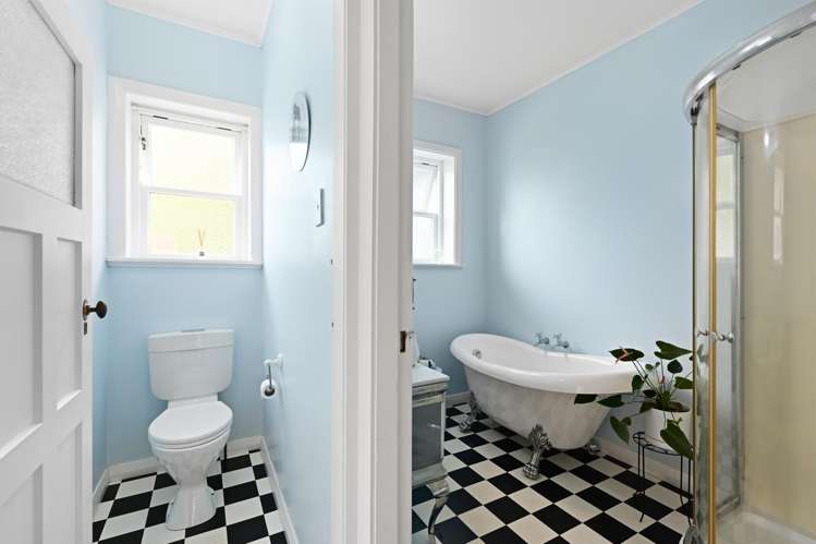 4 Valley Terrace Hamilton Central_19