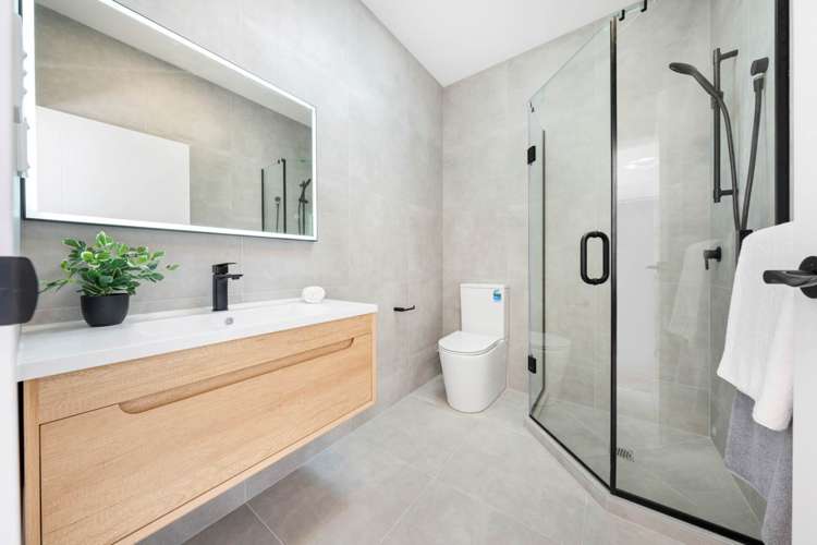 74 Puwha Street Massey_18