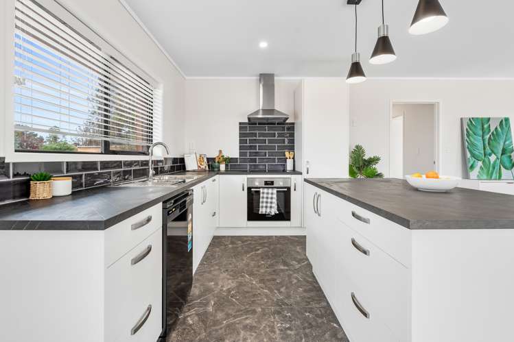 46 Shoemaker Road Waipu_5