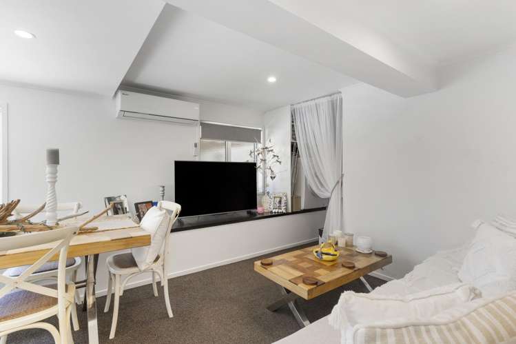 60 Hammond Avenue Hatfields Beach_23