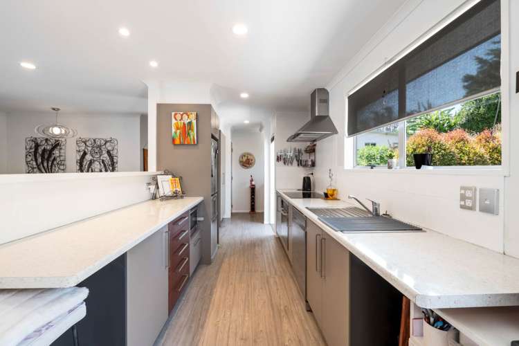 5 Achilles Crescent Welcome Bay_6