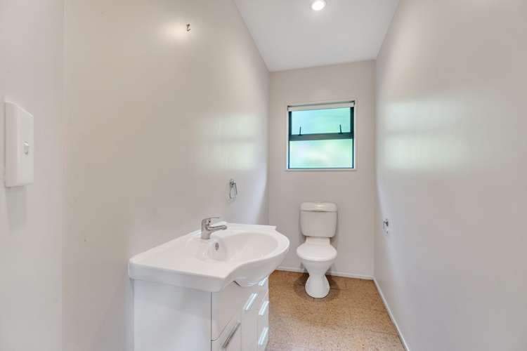 99 Main Road Tairua_26