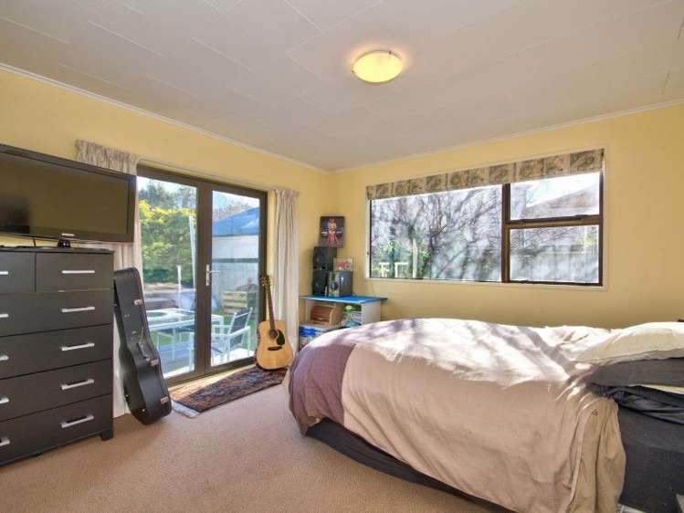 8 Larch Court Kelvin Heights_10