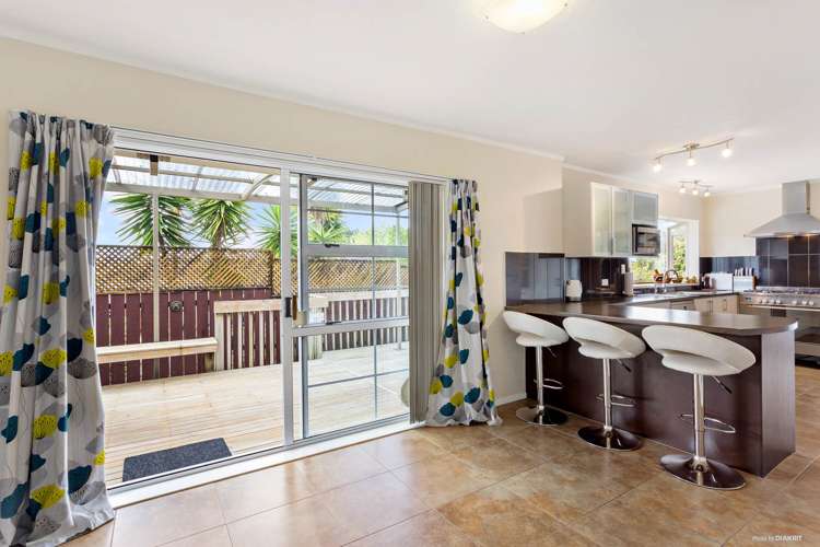 2/16 Fernbird Place Massey_6