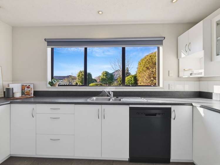 37 Dunbarton Street Redwood_7