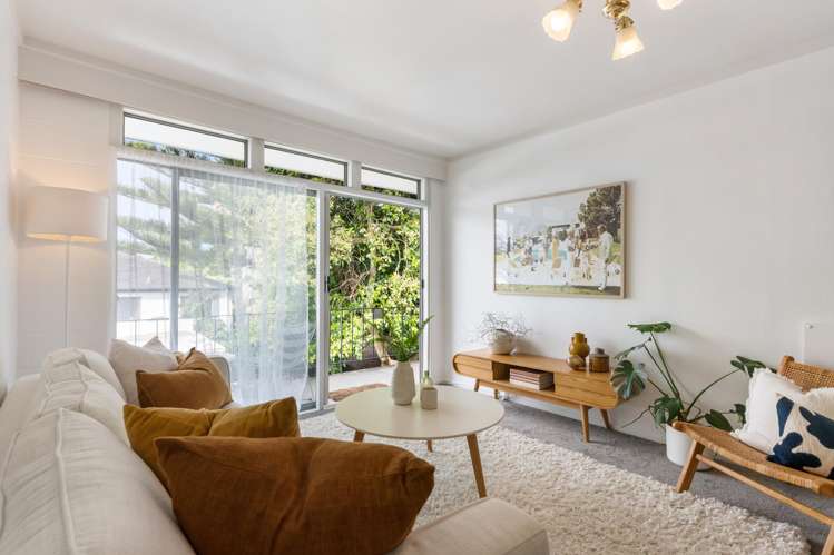 8/35 St Lukes Road_3