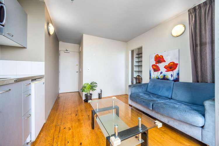 10E/8 Scotia Place_4