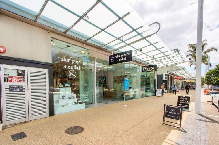 Shop 1/62-78 Hurstmere Road Takapuna_5