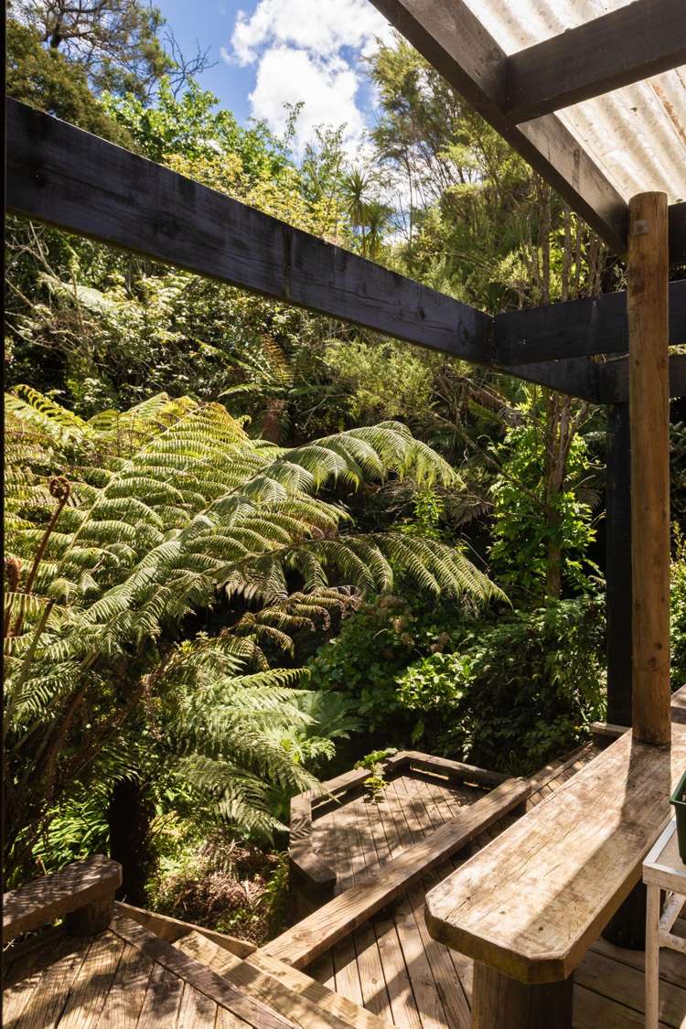 60 Victoria Street Waikino_37