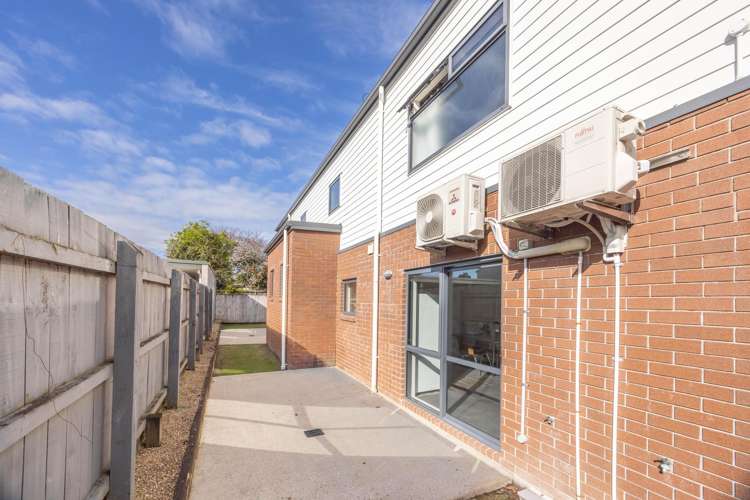 3/3 Liverpool Street Hamilton Central_7