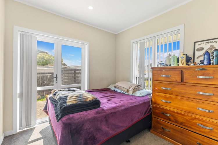 2/30 Calvert Avenue Mangere East_10