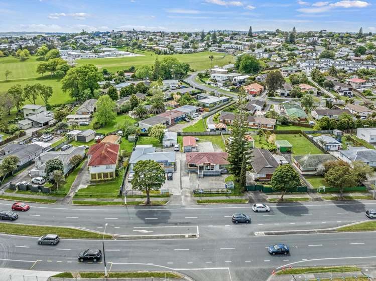 96 and 98 Ti Rakau Drive Pakuranga_10