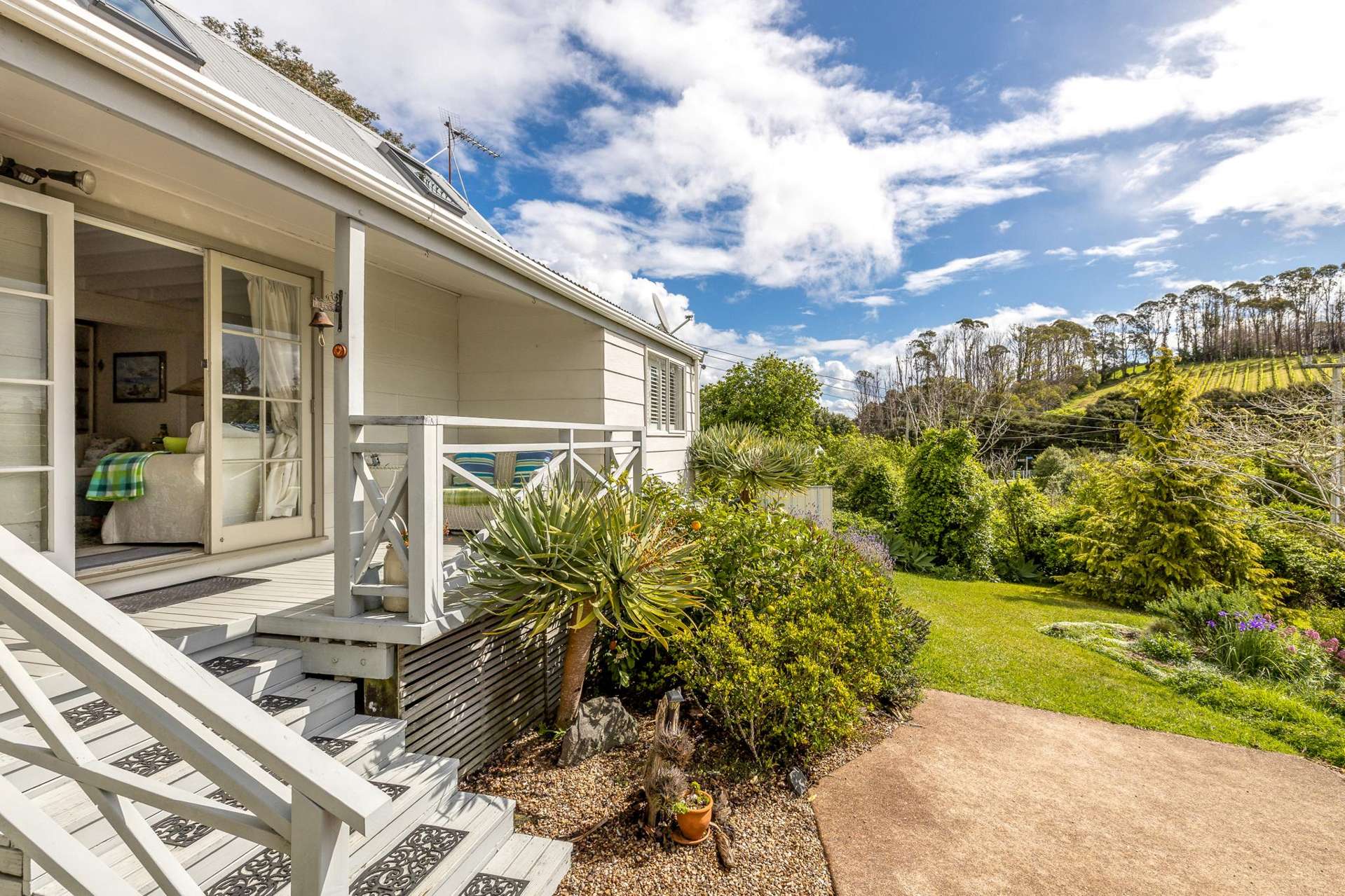 4 Waiata Road Onetangi_0