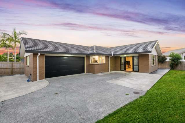 8 Woodbank Drive Glen Eden_1